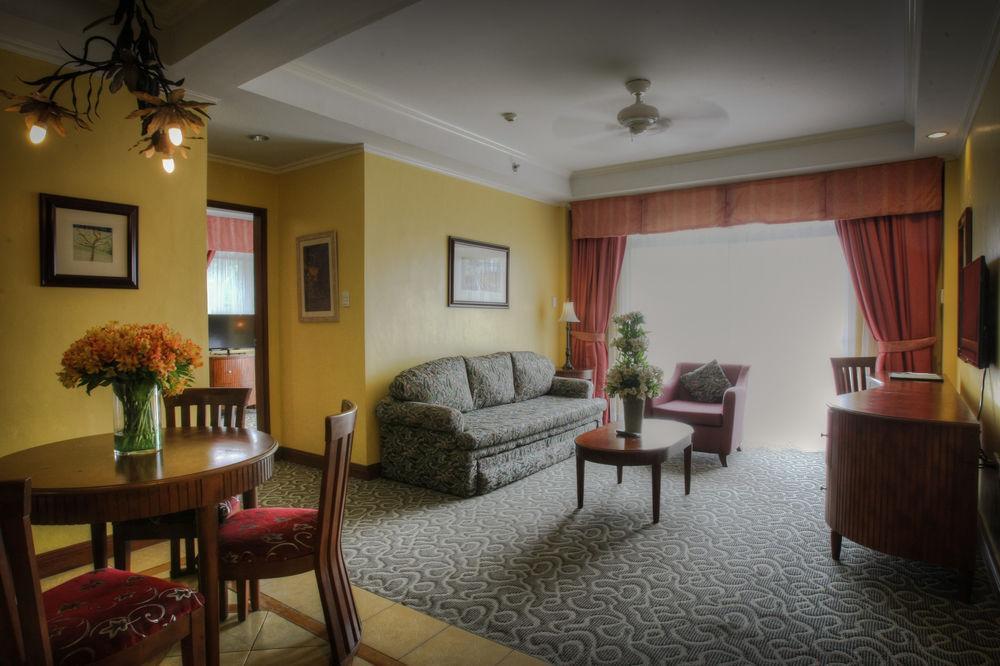 Hotel Elizabeth - Baguio Baguio City Kültér fotó
