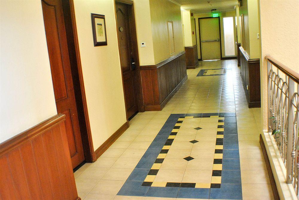 Hotel Elizabeth - Baguio Baguio City Kültér fotó